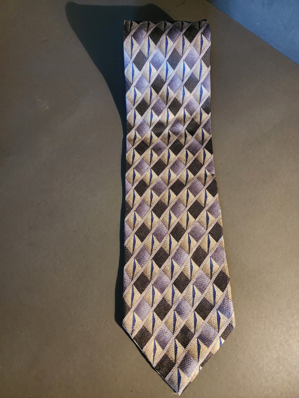 Classic Geometric Silk Tie in Blue and Black Louis Roth